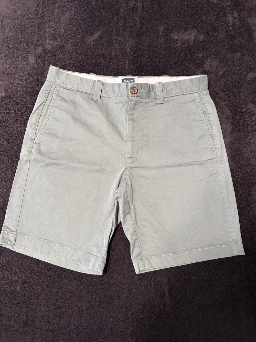 J. Crew Factory Men's Sage Green Flat Front Shorts - Picture 2 of 4